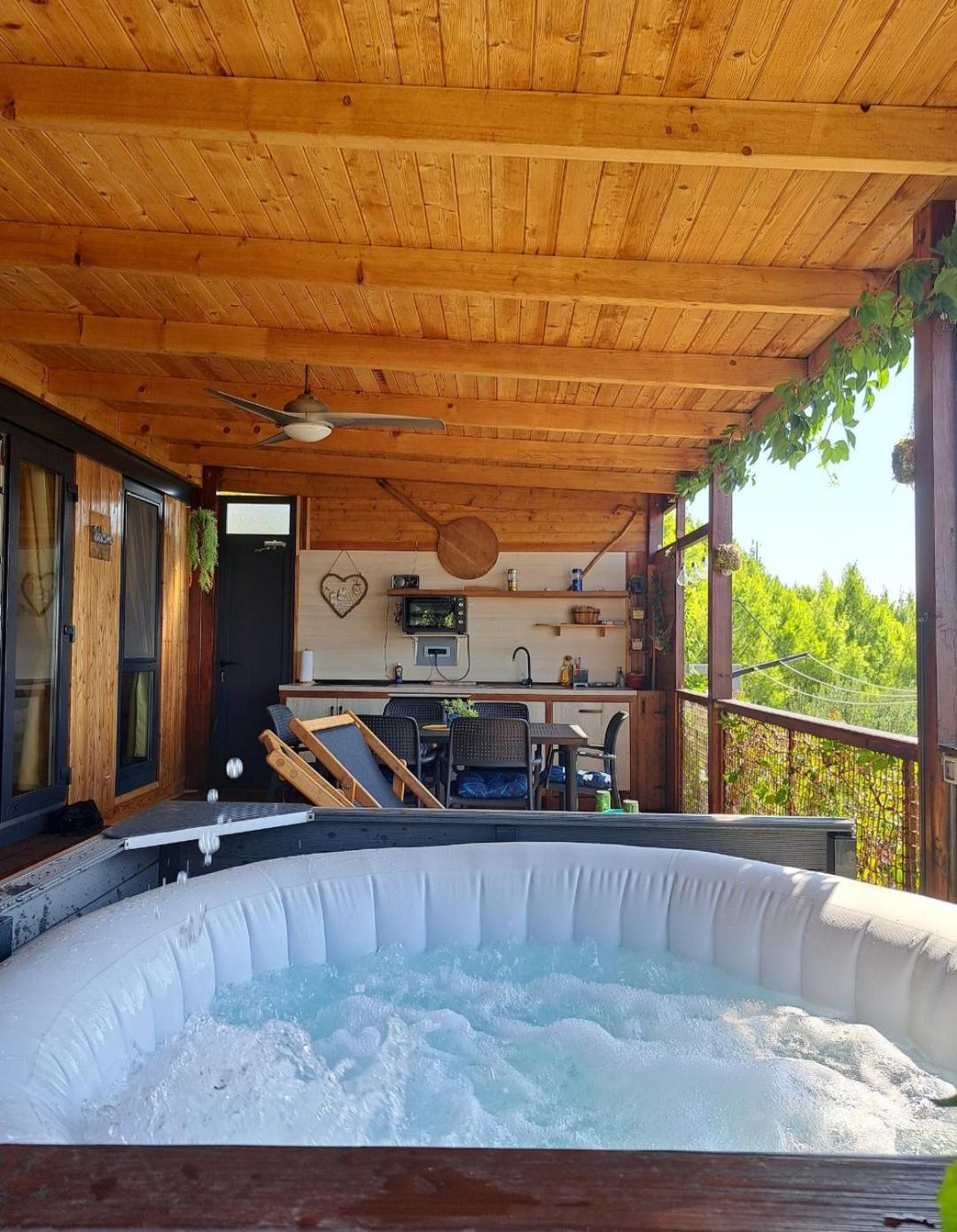 Bella Vista With Jacuzzi 1 Villa Omis Bagian luar foto